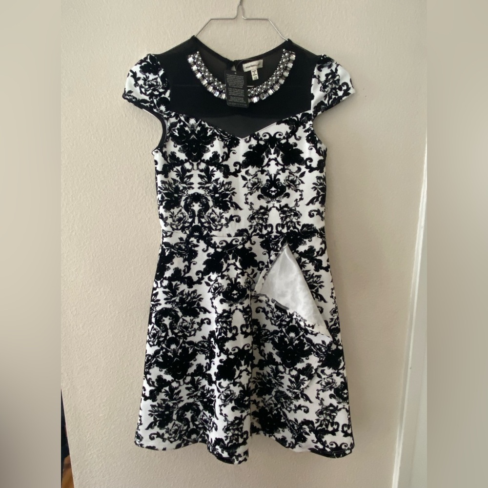 Girls size 12 dress  brand new with tags